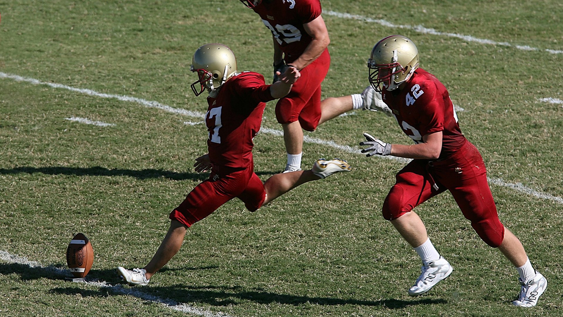 德甲战术多变：阵型调整带来惊喜不断，德甲分组
